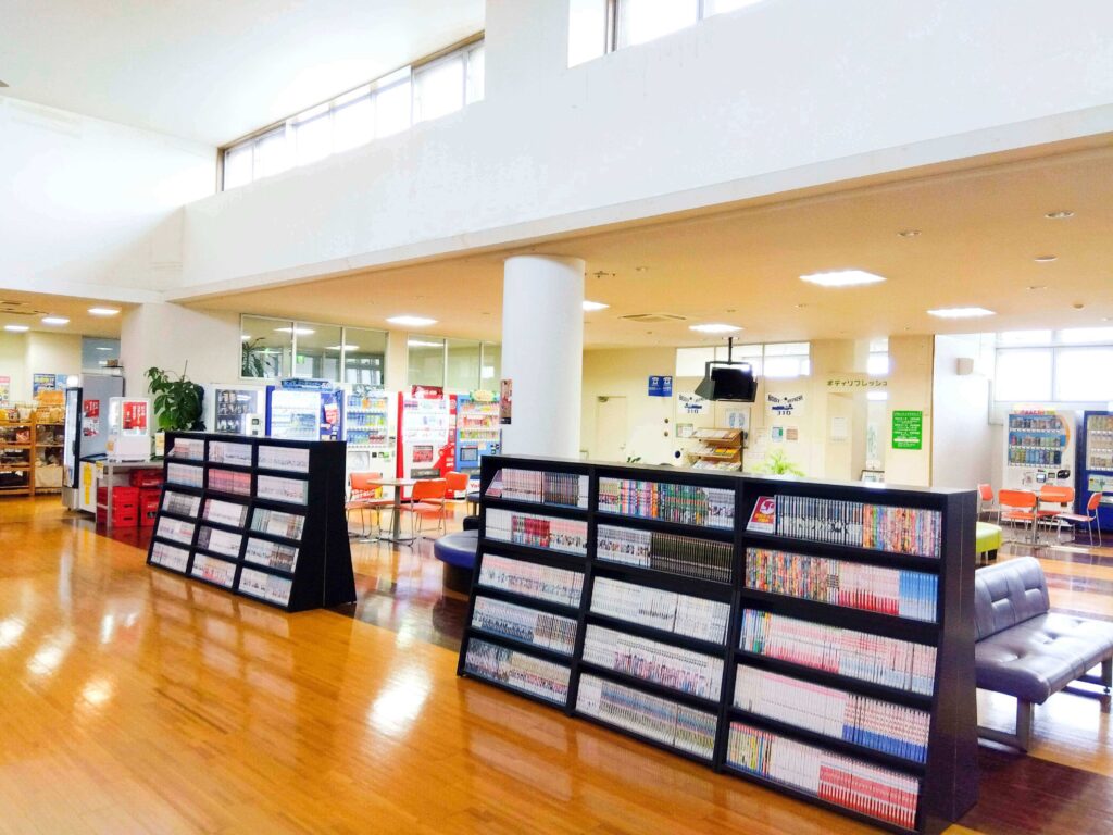 東前温泉 しんわの湯のコミックコーナー①